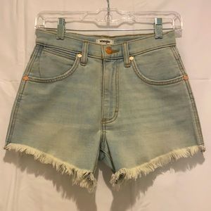 Wrangler light wash jean shorts